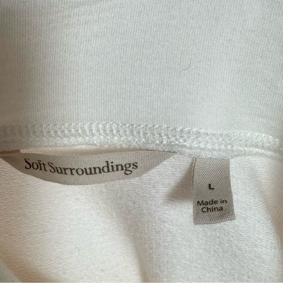 Soft Surroundings Embroidered Long Full Zip Soft White Jacket and Pockets Size L - Picture 14 of 14